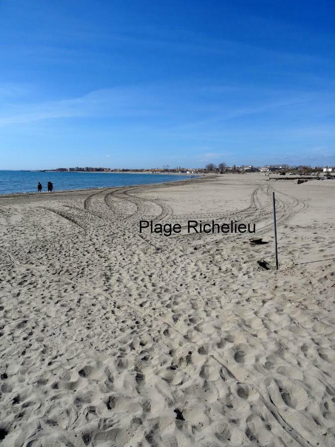 Cap D'agde 2 Pièces - 4 Personnes * Agde